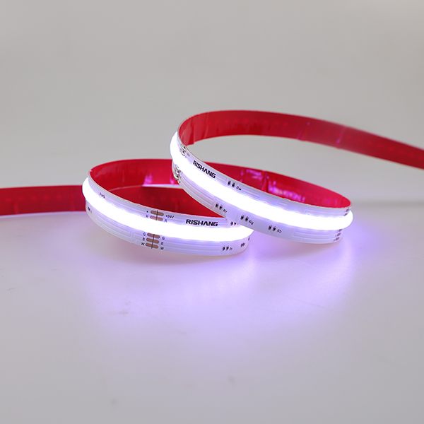 BL-CB10-24-784-RGBW COB LED Streifen – Detailansicht